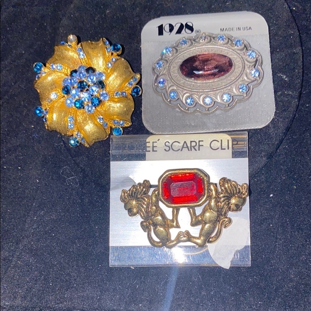 Vintage 1928, Loree And Unsigned Scarf Clip Set with Gold, Blue, and Red Accents